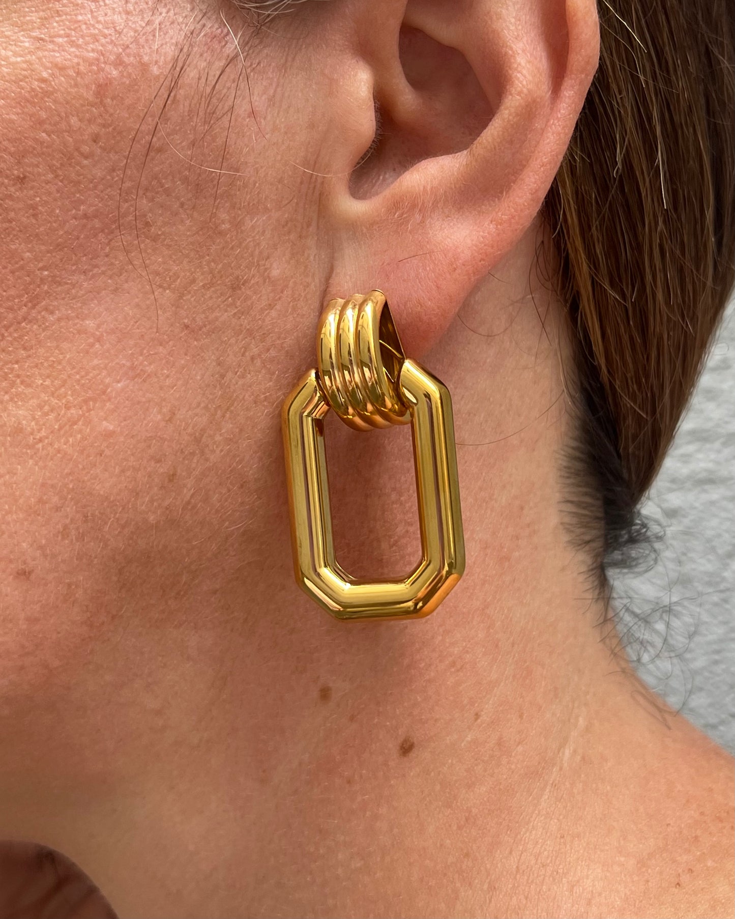 Orecchini a forma ottagonale