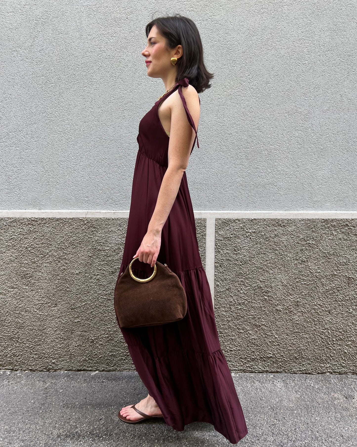 Maxi dress a balze e scollo a V profondo