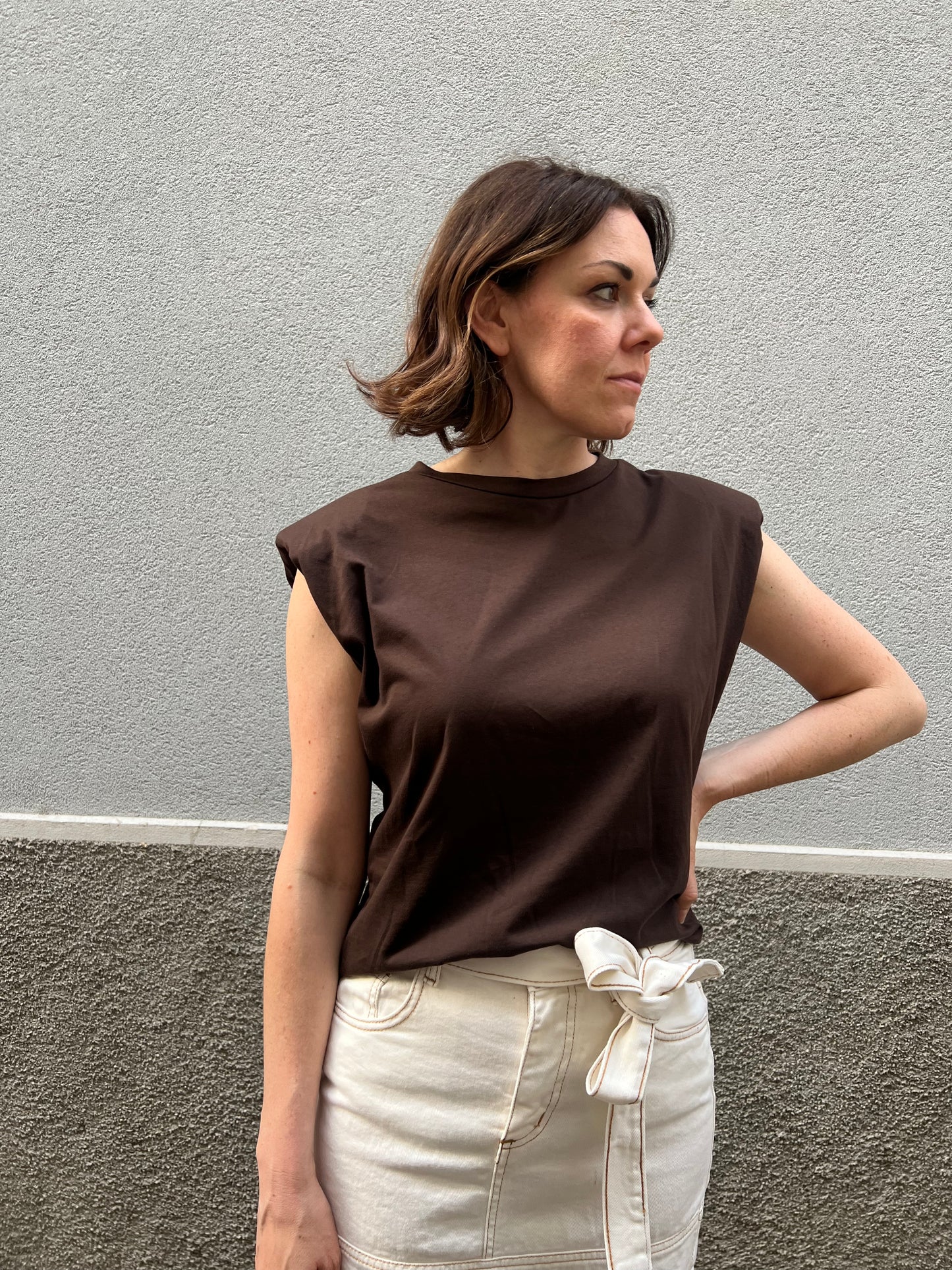 T-shirt spalline rinforzate