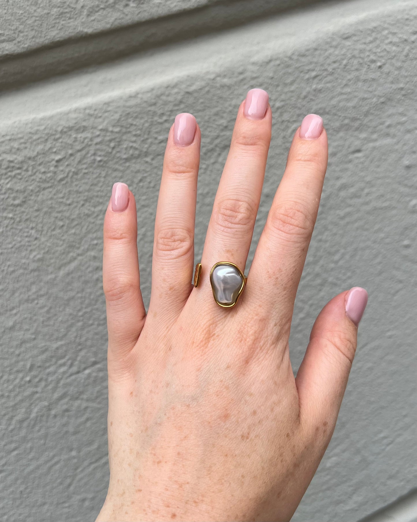 Anello madreperla
